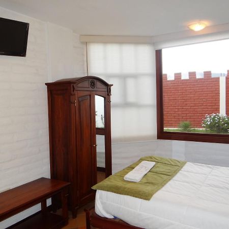 Hosteria El Imperio Real Salcedo Esterno foto