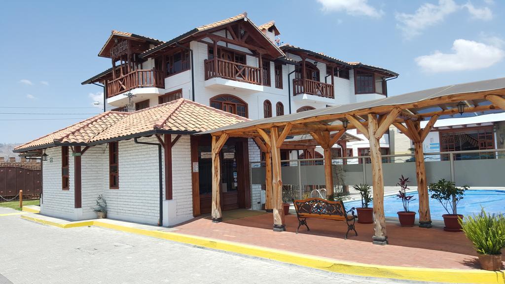 Hosteria El Imperio Real Salcedo Esterno foto