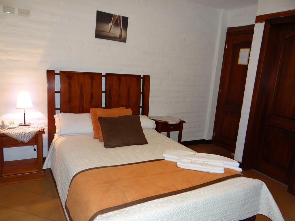 Hosteria El Imperio Real Salcedo Esterno foto