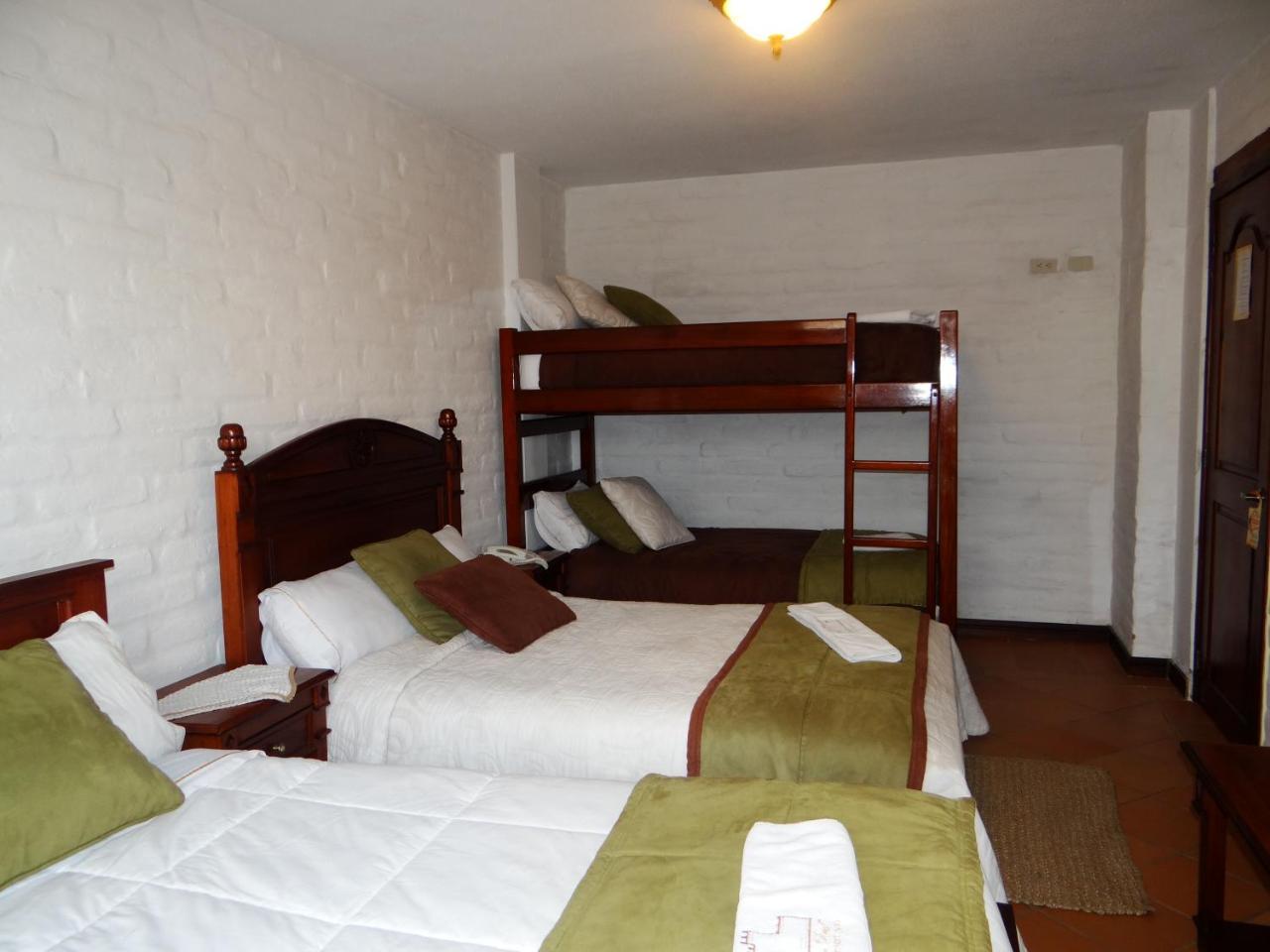 Hosteria El Imperio Real Salcedo Esterno foto